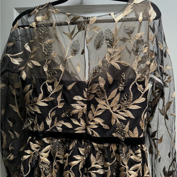 Marchesa Metallic Gold Leaf Gown - Picture 9 of 10